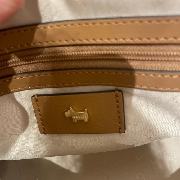 RADLEY LONDON Tan Shoulder Bag - Picture 6 of 6